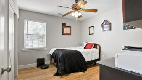 1 OLD FORT WAY 29