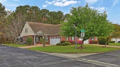 102 Regency 41