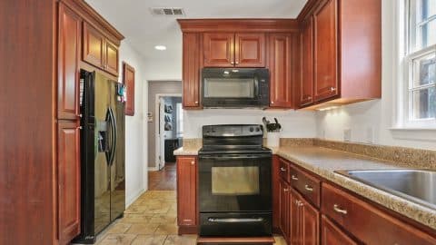 2337 E 40th - 11