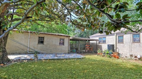 2337 E 40th - 20