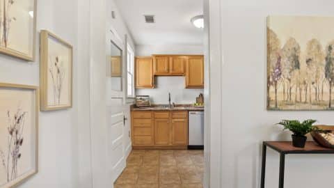 412 E 62nd St - 08
