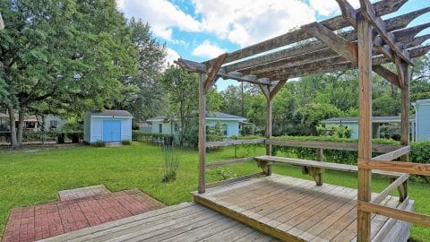 412 E 62nd St - 24