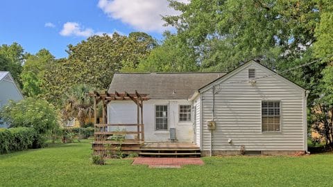 412 E 62nd St - 25