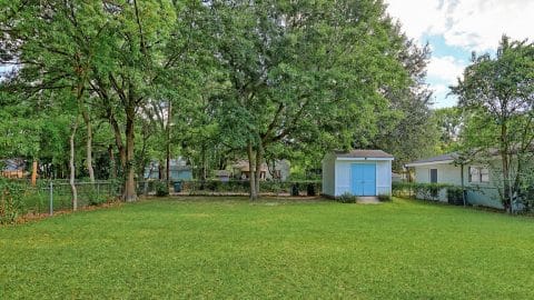 412 E 62nd St - 27