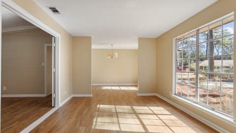 6 Leaning Oaks - 06