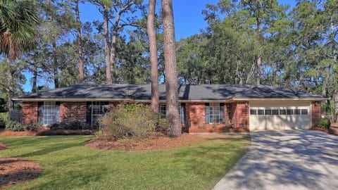 6 Leaning Oaks - 54