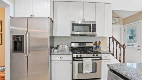 7417 Hemlock - 09