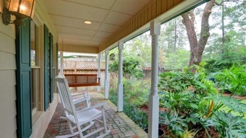 7417 Hemlock Front Porch