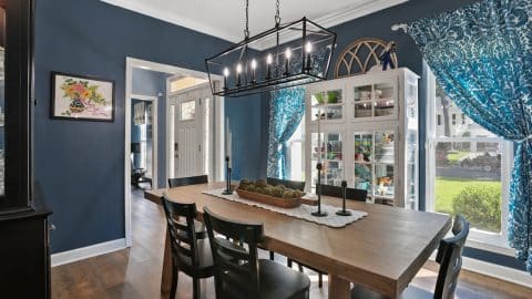 Dining Room - 01